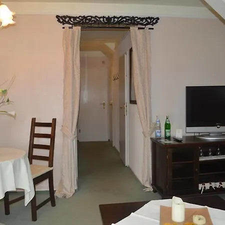 Hotel Hennesburg Hotel 3*