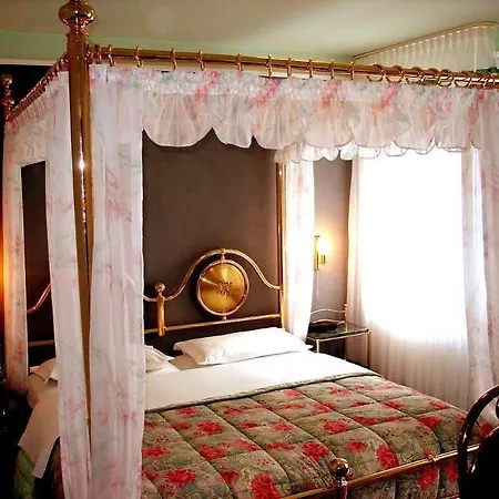 Hotel Hennesburg